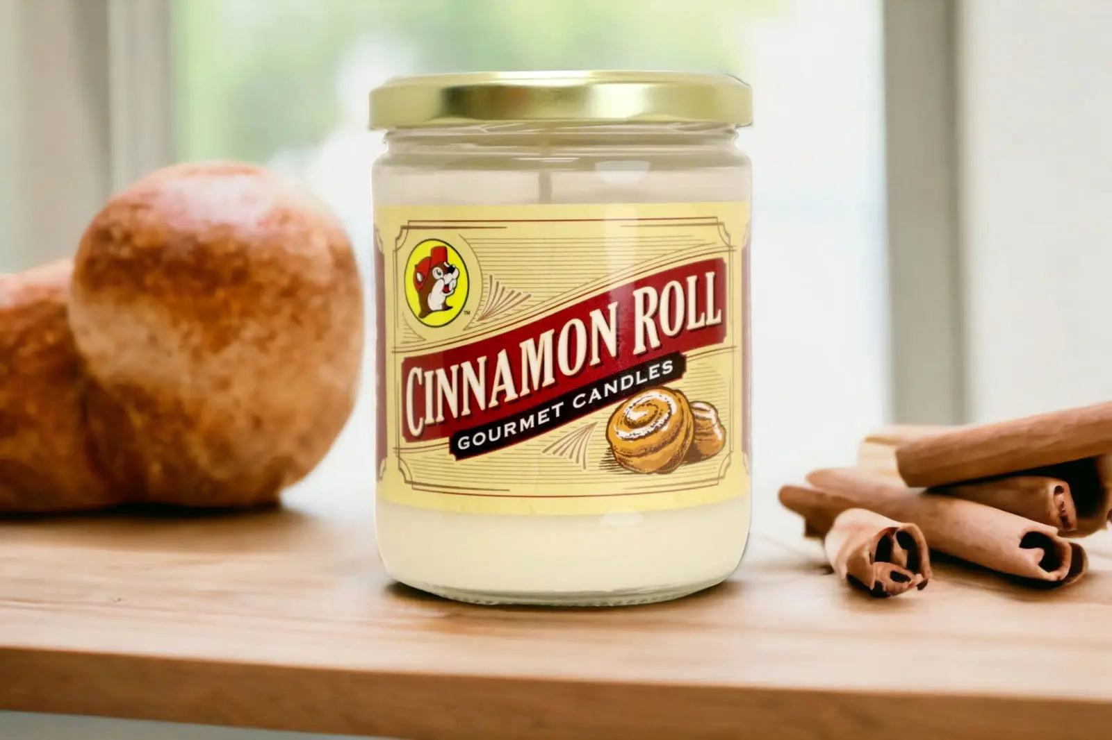 Buc-ee's Cinnamon Roll Gourmet Candle 